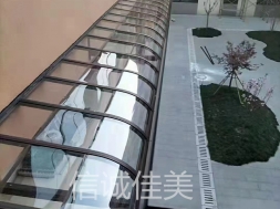 雨棚